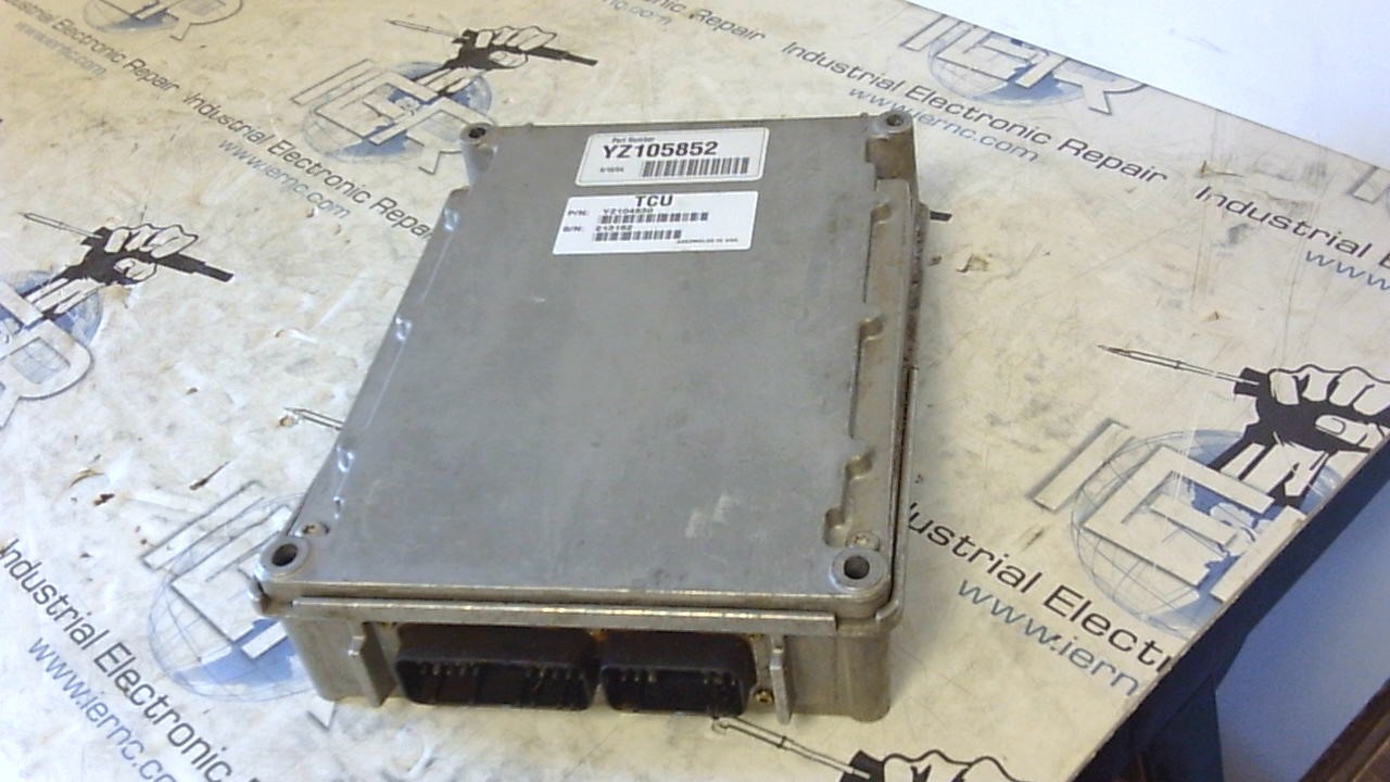 John Deere TCU YZ104830 Controller John Deere TCU YZ104830 Controller ...